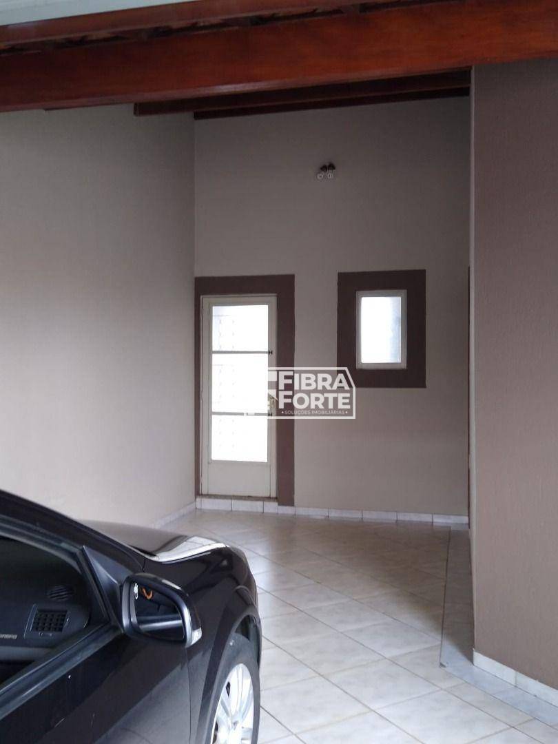 Casa à venda com 2 quartos, 120m² - Foto 4