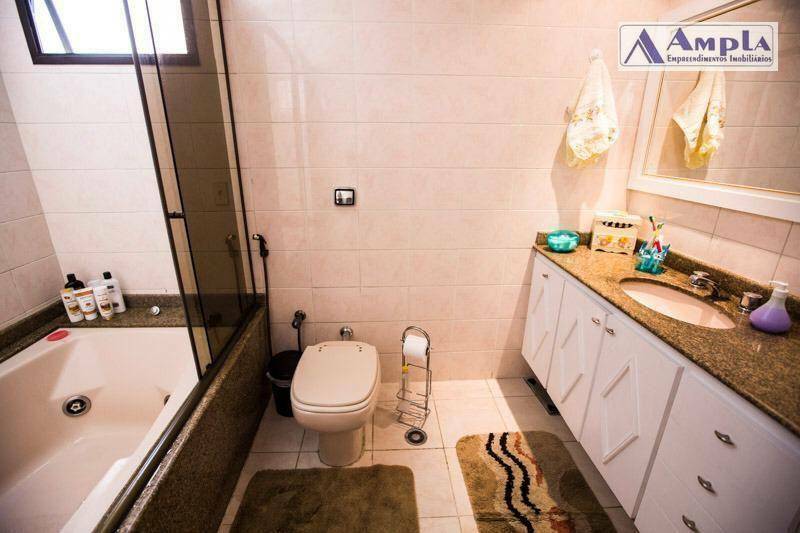 Apartamento à venda com 3 quartos, 158m² - Foto 19