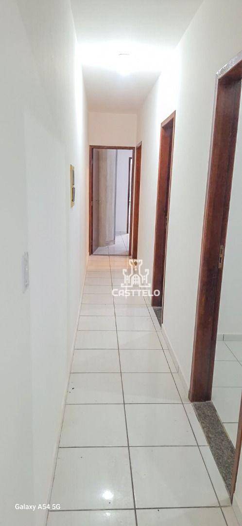 Casa à venda com 3 quartos, 69m² - Foto 9