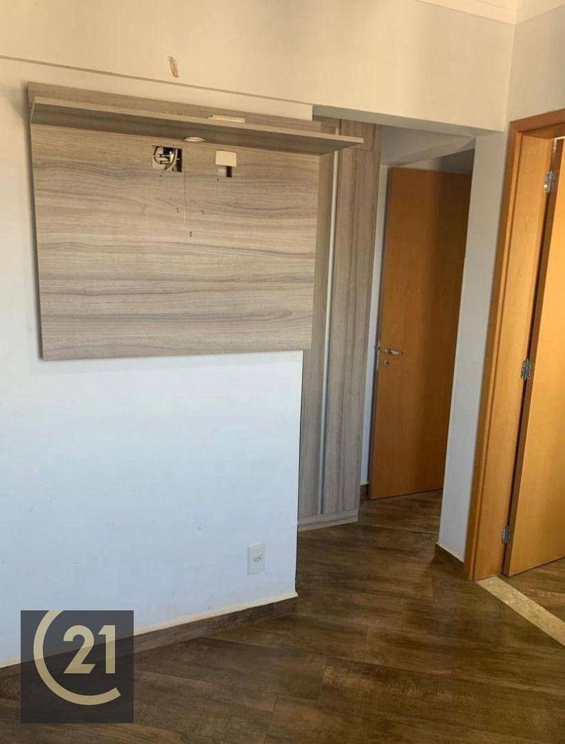 Apartamento à venda com 2 quartos, 80m² - Foto 3