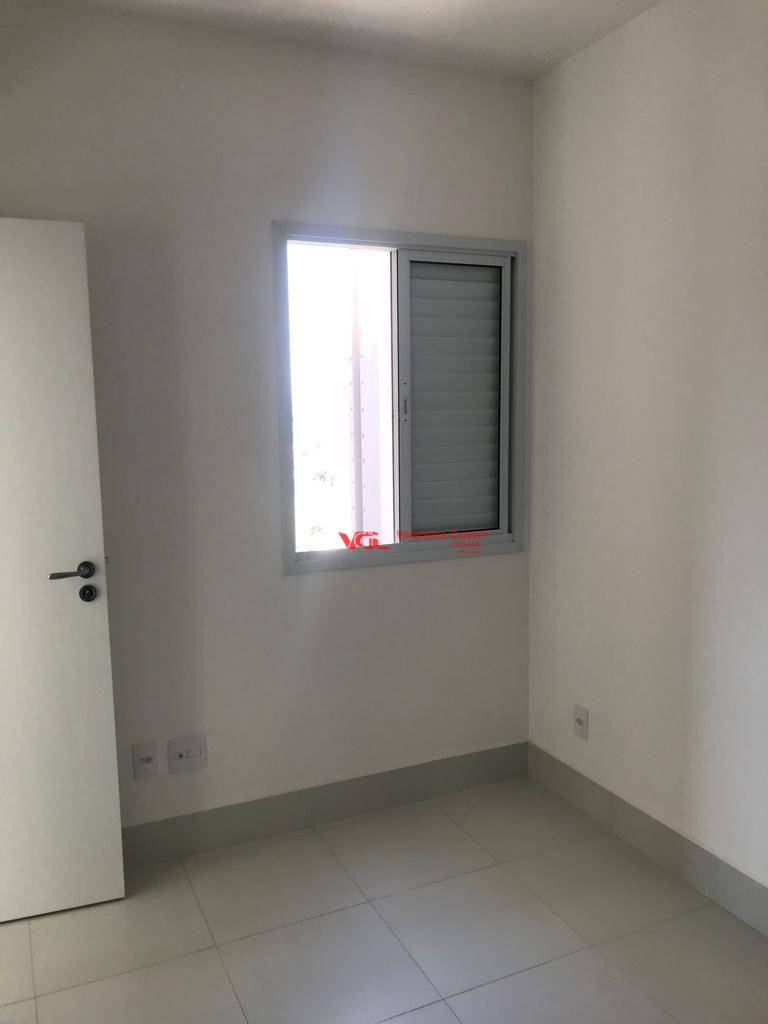 Apartamento à venda com 3 quartos, 65m² - Foto 11