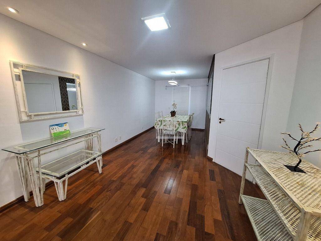 Apartamento à venda com 3 quartos, 138m² - Foto 9