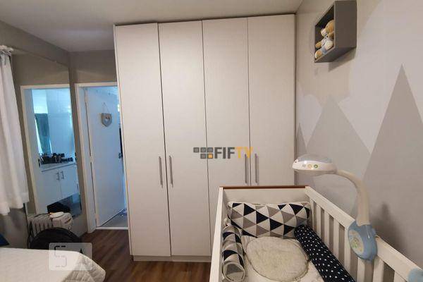 Apartamento à venda com 2 quartos, 72m² - Foto 32