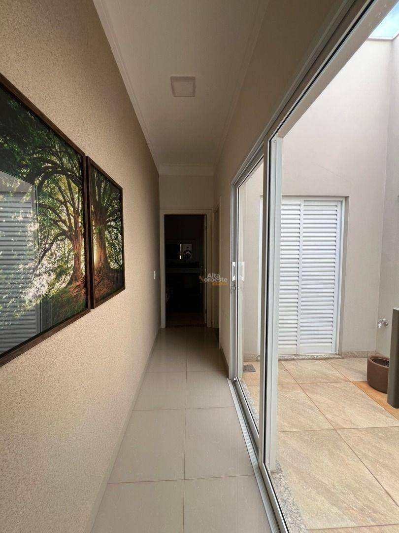 Casa à venda com 3 quartos, 260m² - Foto 4