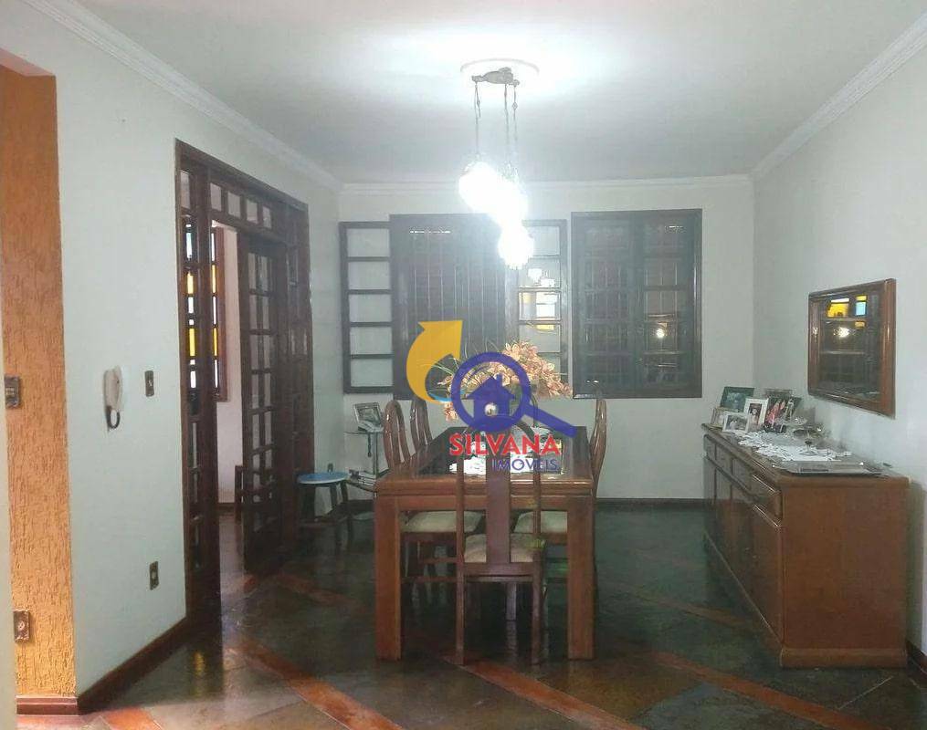 Casa à venda com 4 quartos, 360M2 - Foto 3