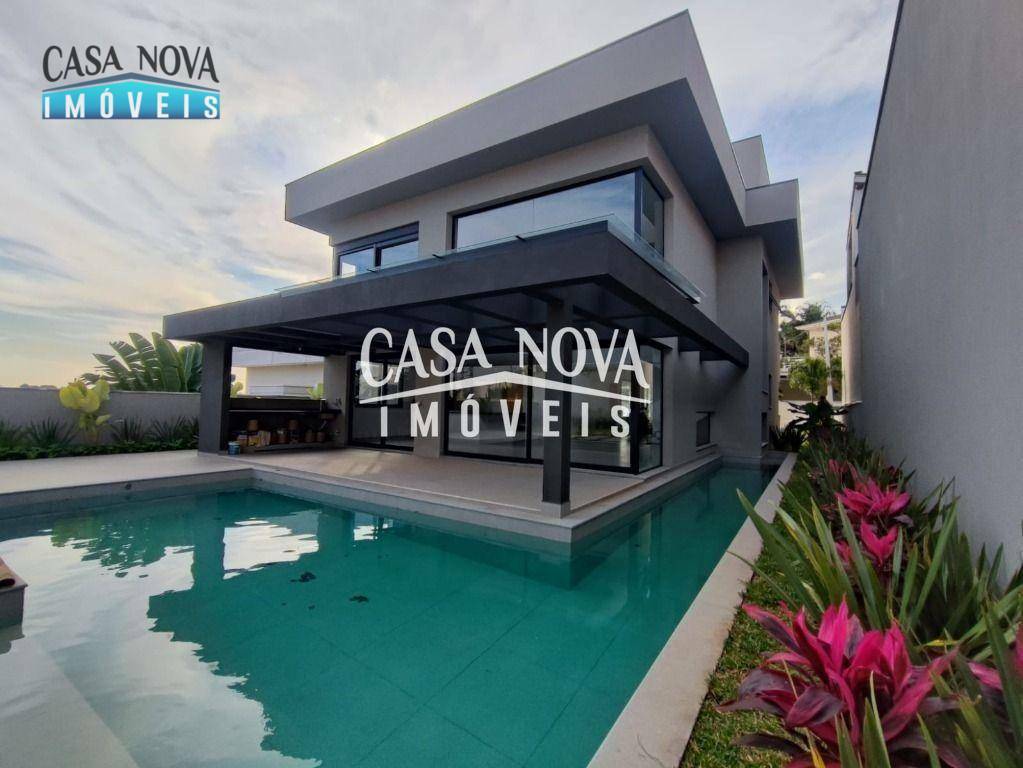 Casa de Condomínio à venda com 4 quartos, 397m² - Foto 4