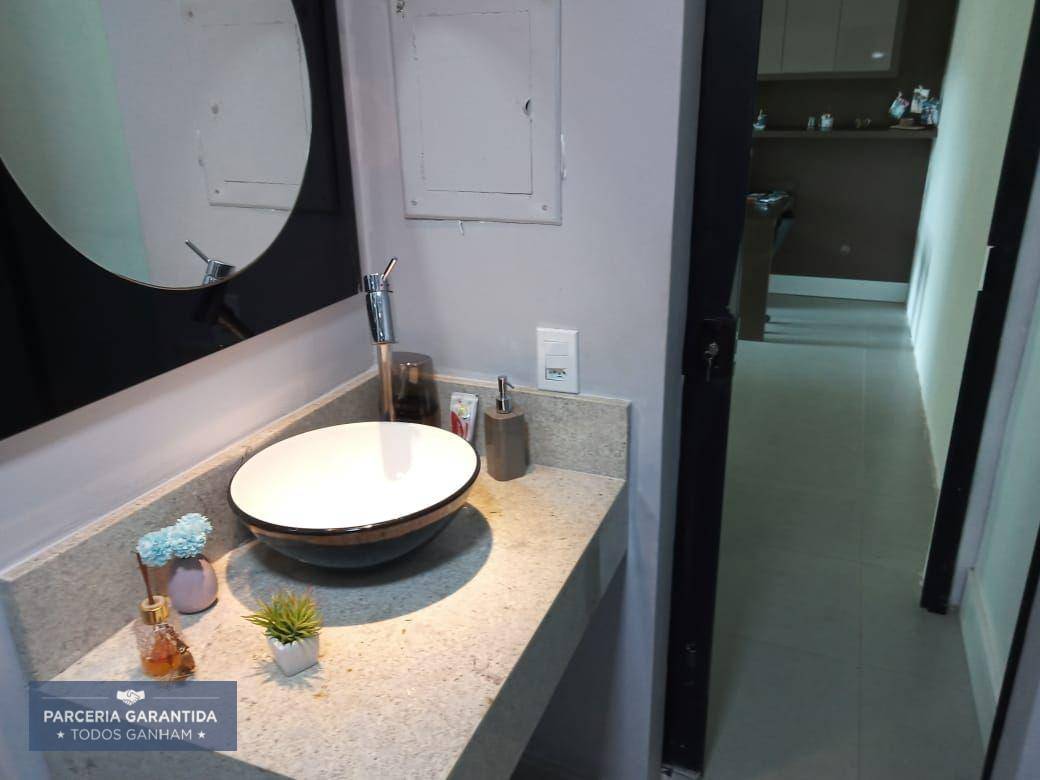 Casa, 3 quartos, 250 m² - Foto 28