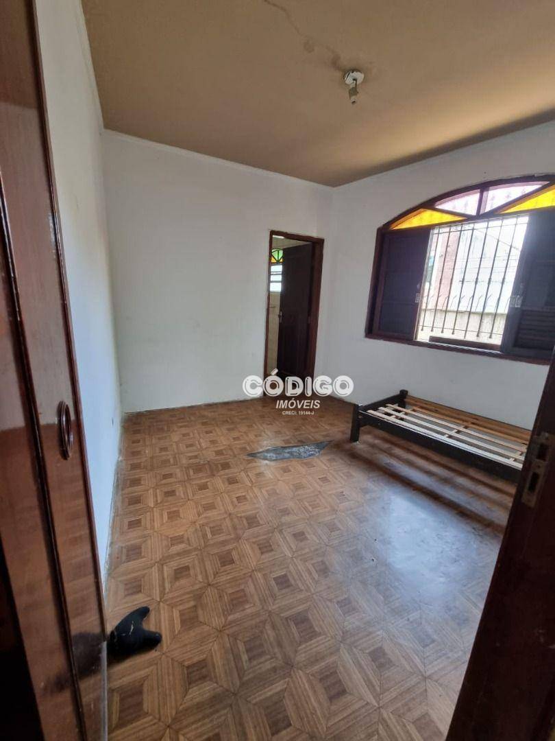 Casa para alugar com 4 quartos, 210m² - Foto 19