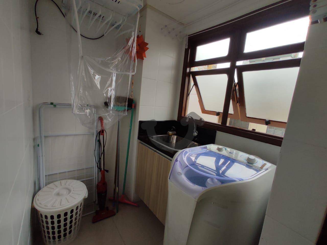 Apartamento para alugar com 2 quartos, 64m² - Foto 11