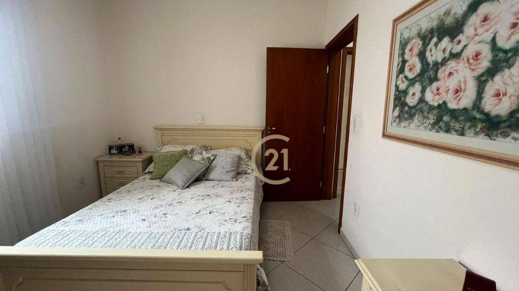 Casa de Condomínio à venda com 3 quartos, 204m² - Foto 10