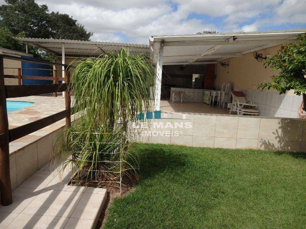 Chácara à venda com 4 quartos, 450m² - Foto 29