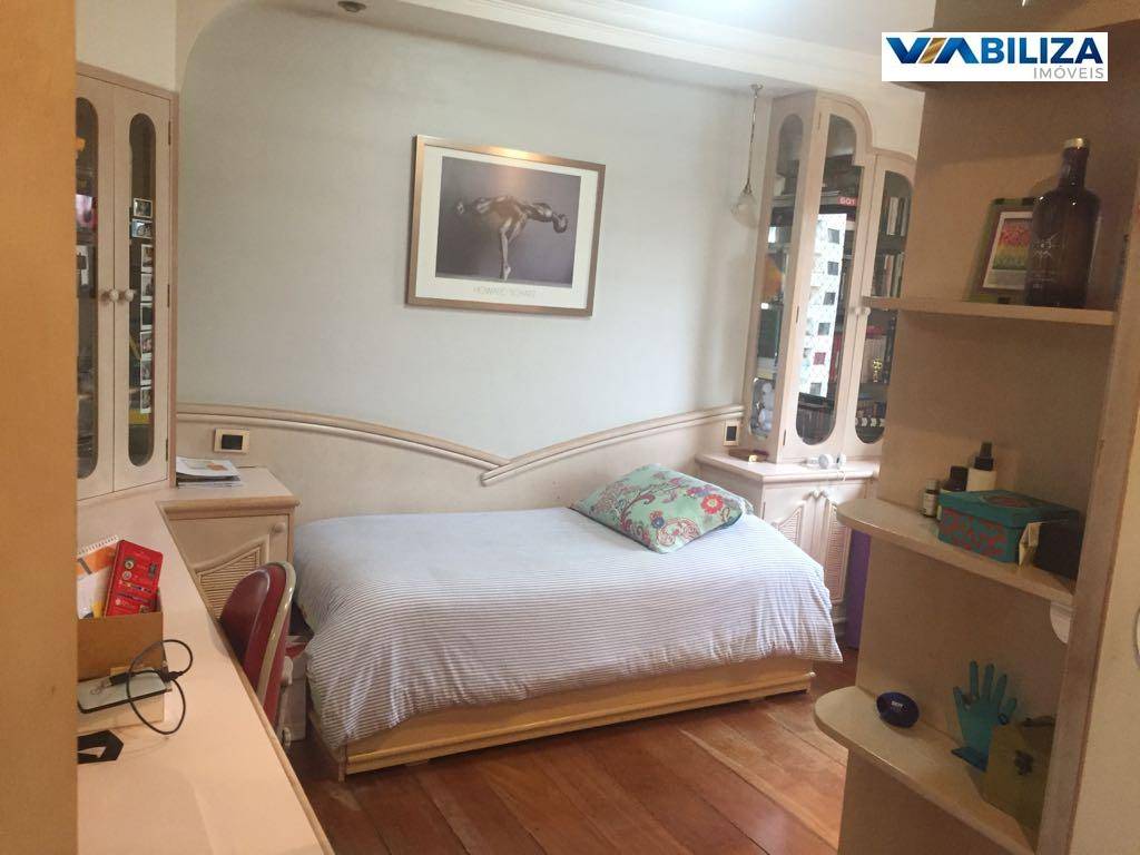 Apartamento à venda com 4 quartos, 198m² - Foto 20