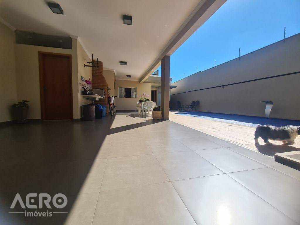 Casa à venda com 3 quartos, 310m² - Foto 28