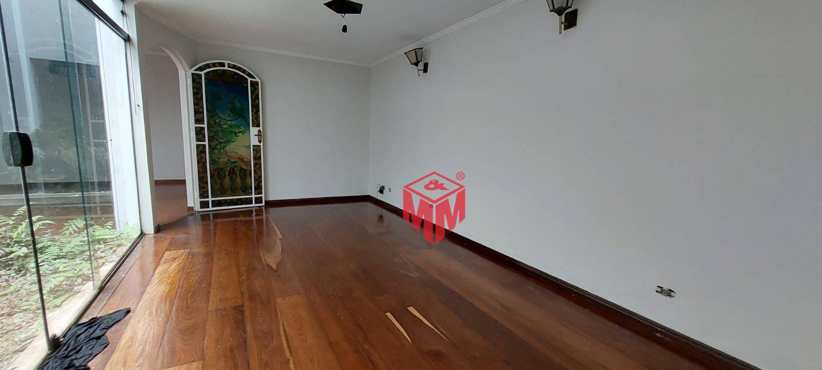 Sobrado à venda e aluguel com 3 quartos, 540m² - Foto 13