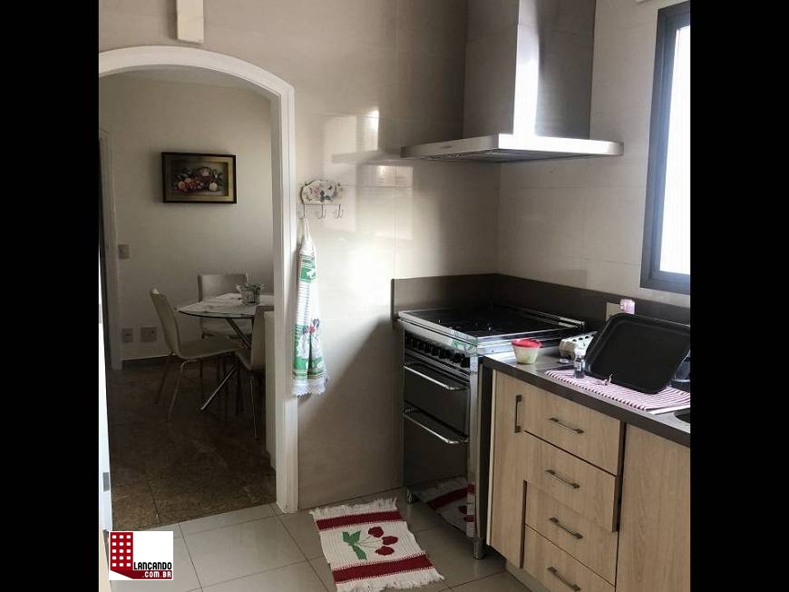 Apartamento à venda com 4 quartos, 242m² - Foto 5