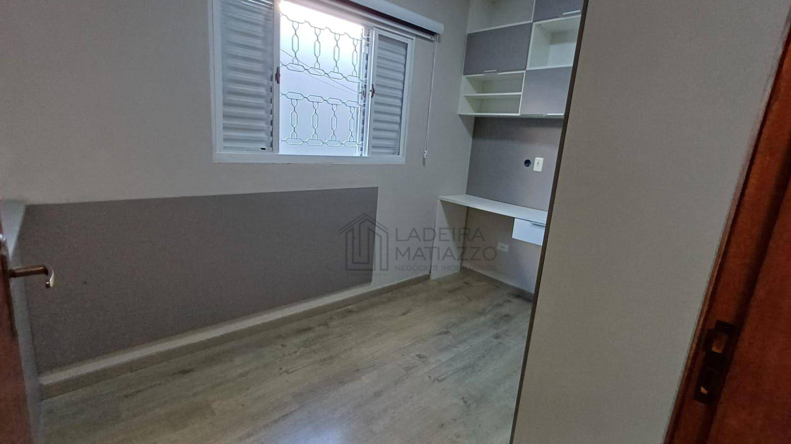 Casa à venda com 2 quartos, 107m² - Foto 8