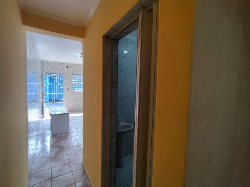 Sobrado à venda com 3 quartos, 230m² - Foto 9