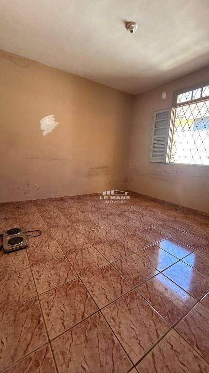 Casa à venda com 2 quartos, 69m² - Foto 20