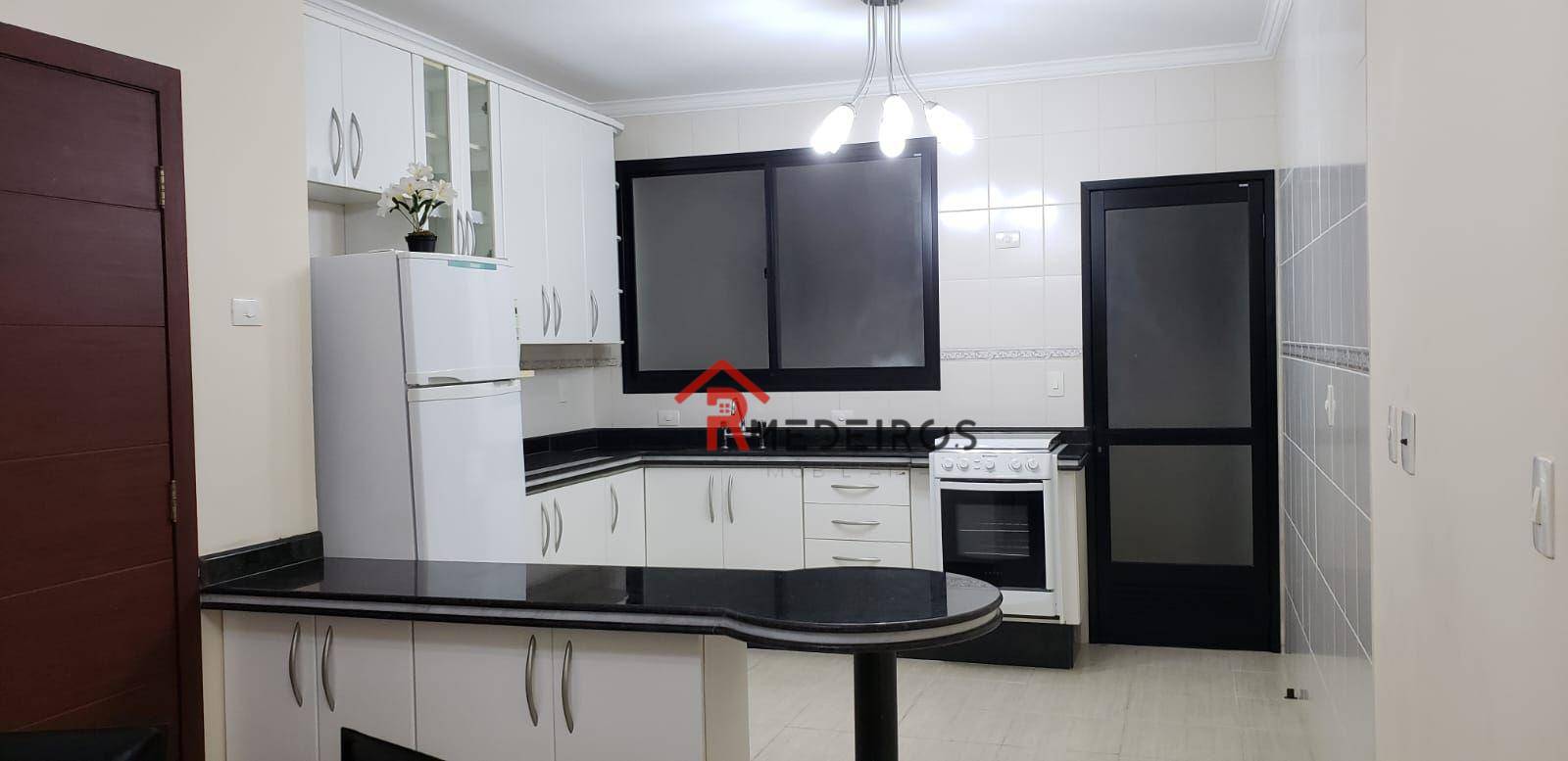 Apartamento à venda com 3 quartos, 161m² - Foto 12