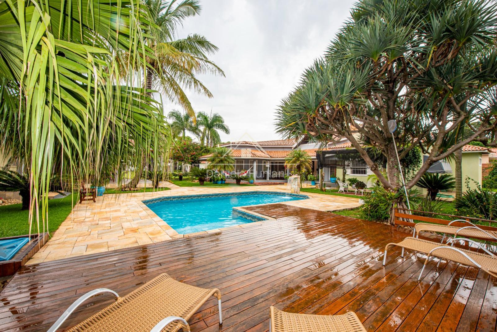 Casa de Condomínio à venda com 3 quartos, 621m² - Foto 1