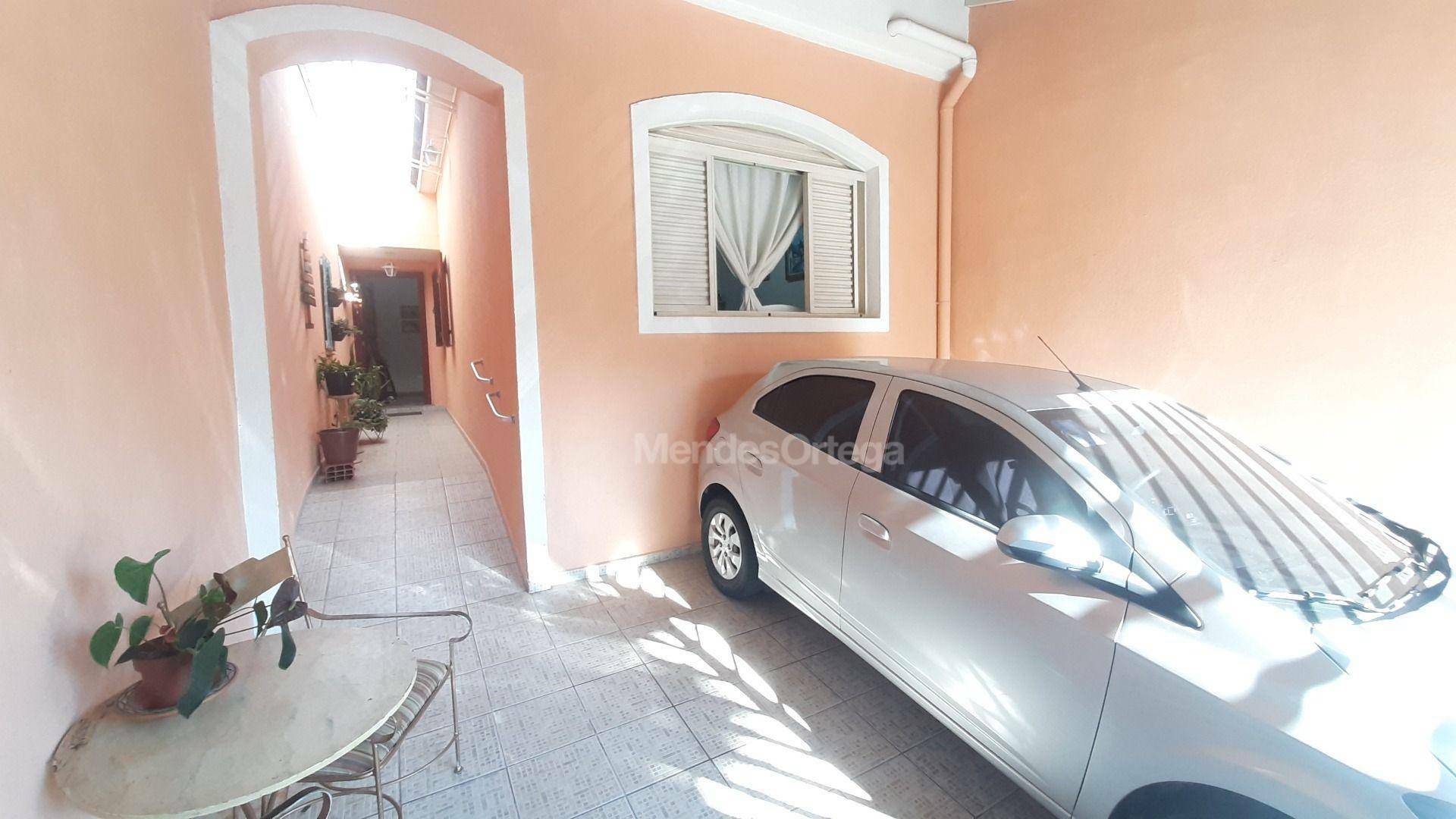 Casa à venda com 3 quartos, 106m² - Foto 2