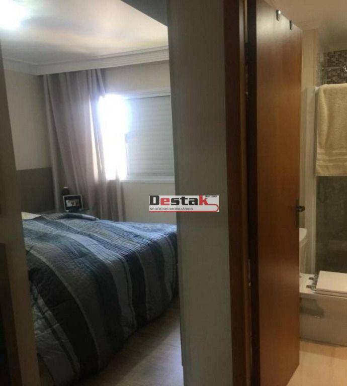 Apartamento à venda com 2 quartos, 64m² - Foto 15