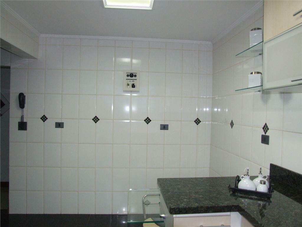 Apartamento à venda com 3 quartos, 180m² - Foto 16