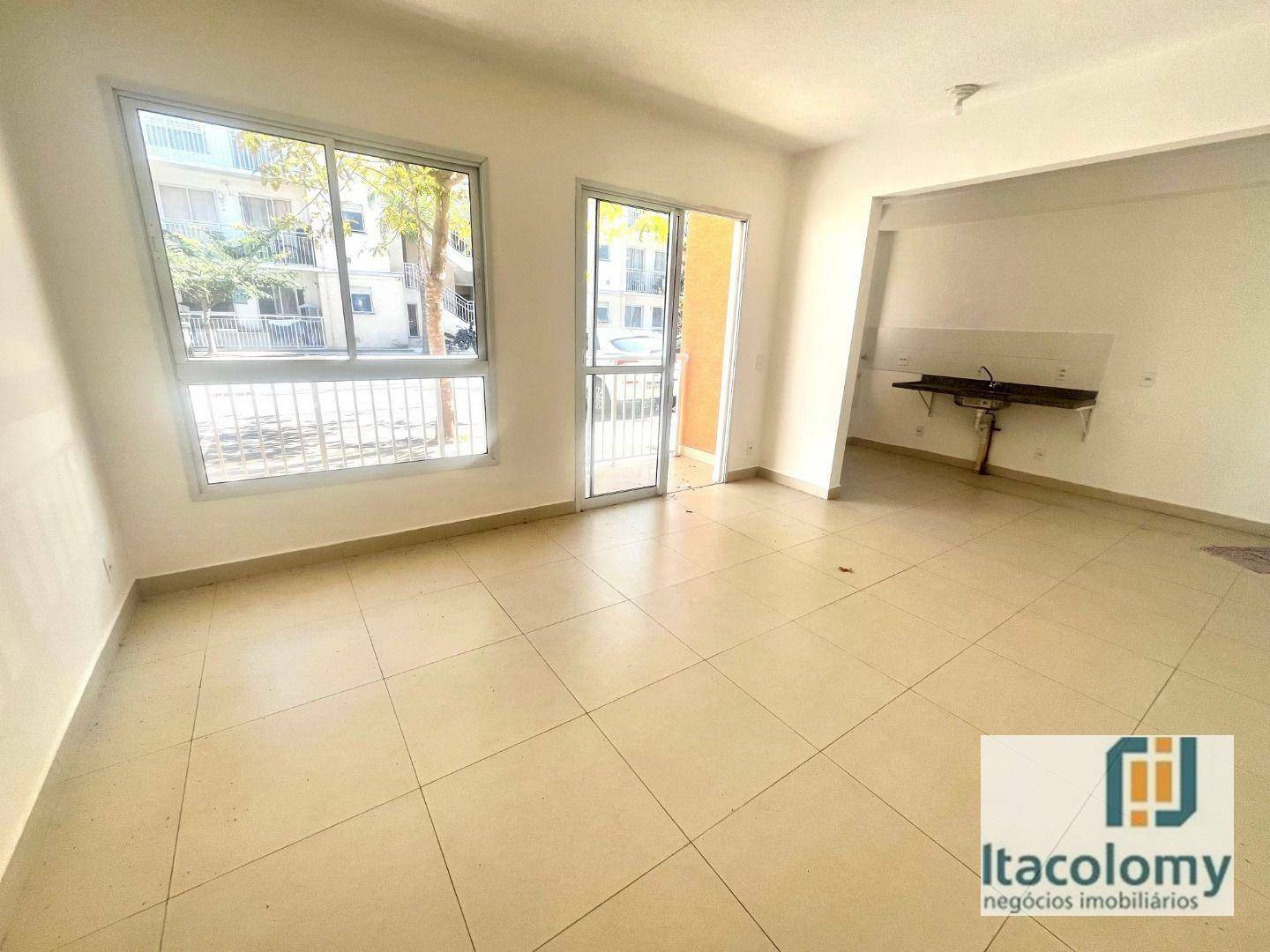 Apartamento à venda com 3 quartos, 76m² - Foto 2