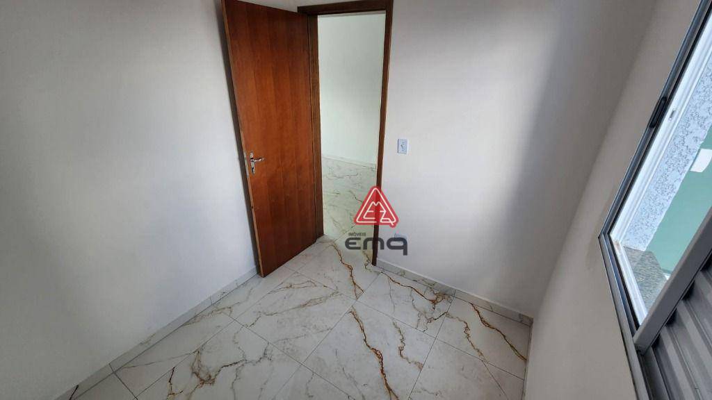 Apartamento à venda com 2 quartos, 38m² - Foto 11