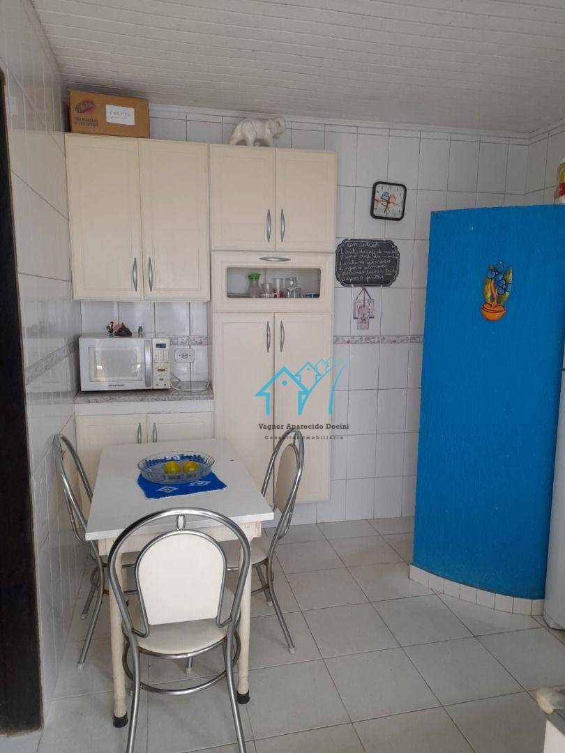 Casa à venda com 5 quartos, 150m² - Foto 9