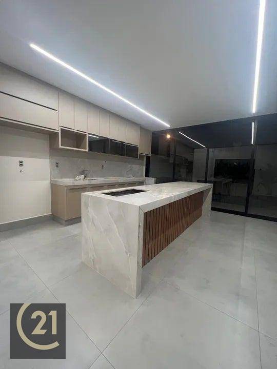 Casa de Condomínio à venda com 3 quartos, 272m² - Foto 5