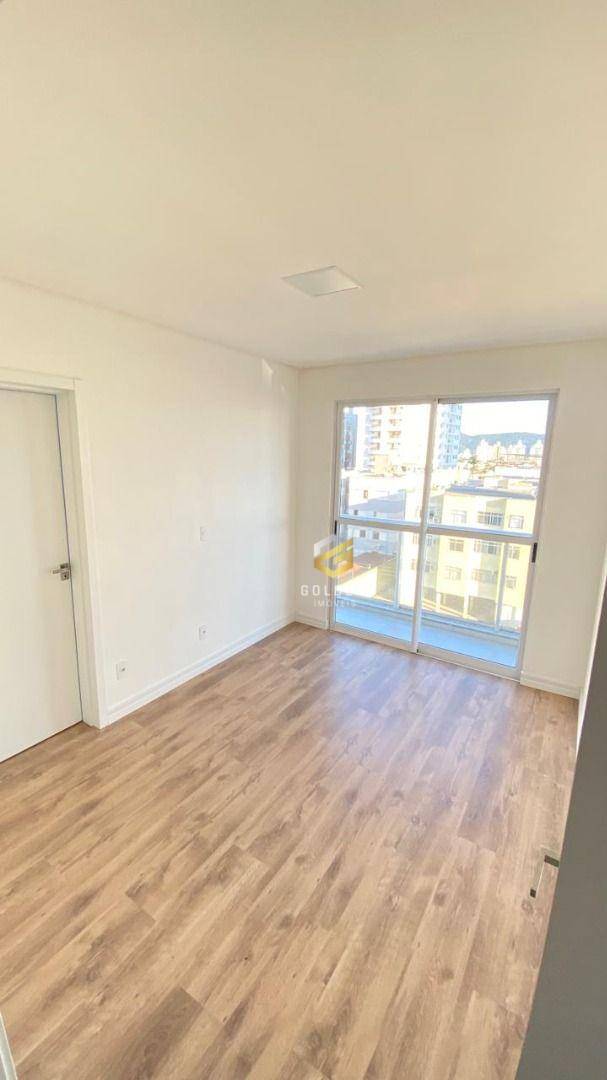 Apartamento à venda com 2 quartos, 104m² - Foto 15