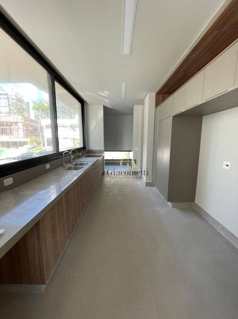 Casa de Condomínio à venda com 5 quartos, 1062m² - Foto 13