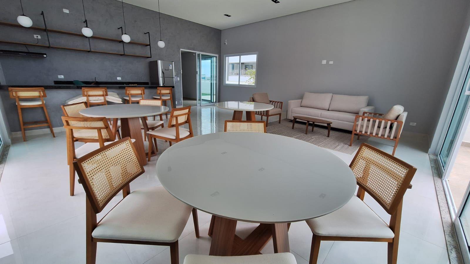 Apartamento para alugar com 2 quartos, 75m² - Foto 24