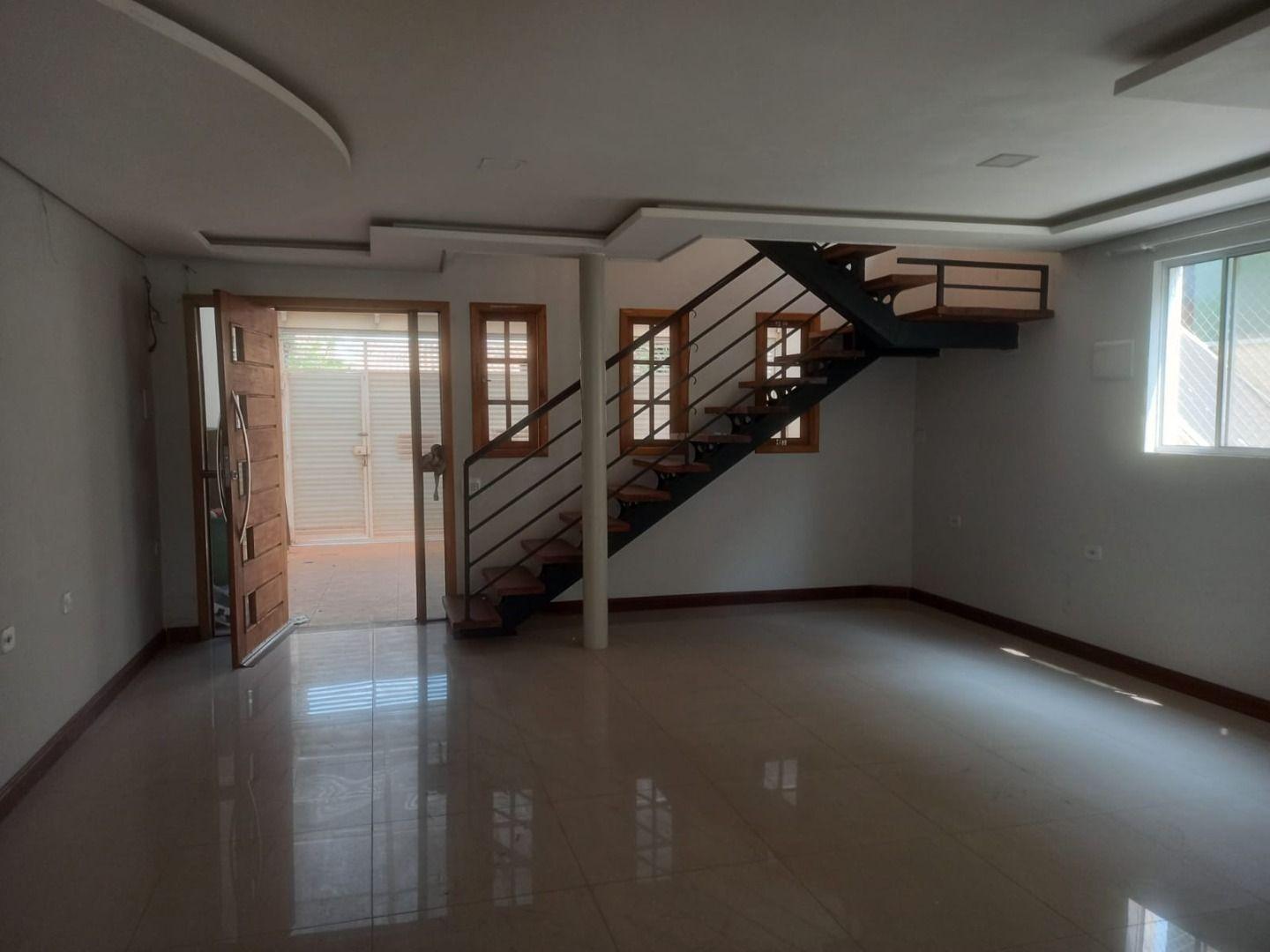 Sobrado à venda com 3 quartos, 200m² - Foto 4
