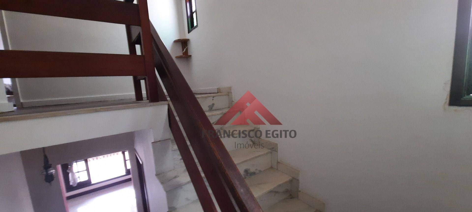 Casa à venda com 3 quartos, 360m² - Foto 19