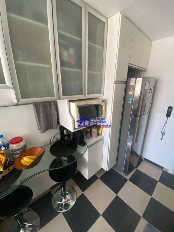 Apartamento à venda com 3 quartos, 75m² - Foto 11