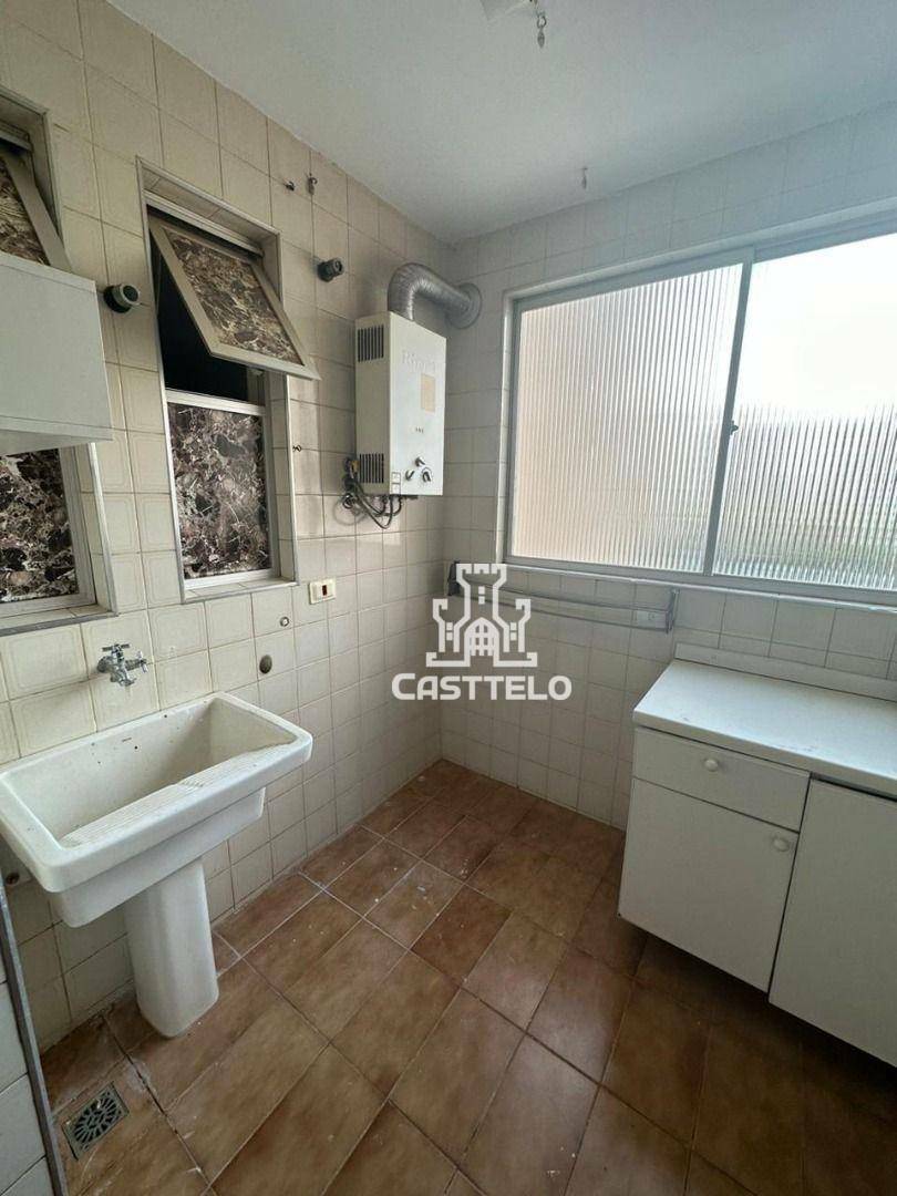 Apartamento à venda com 3 quartos, 140m² - Foto 9