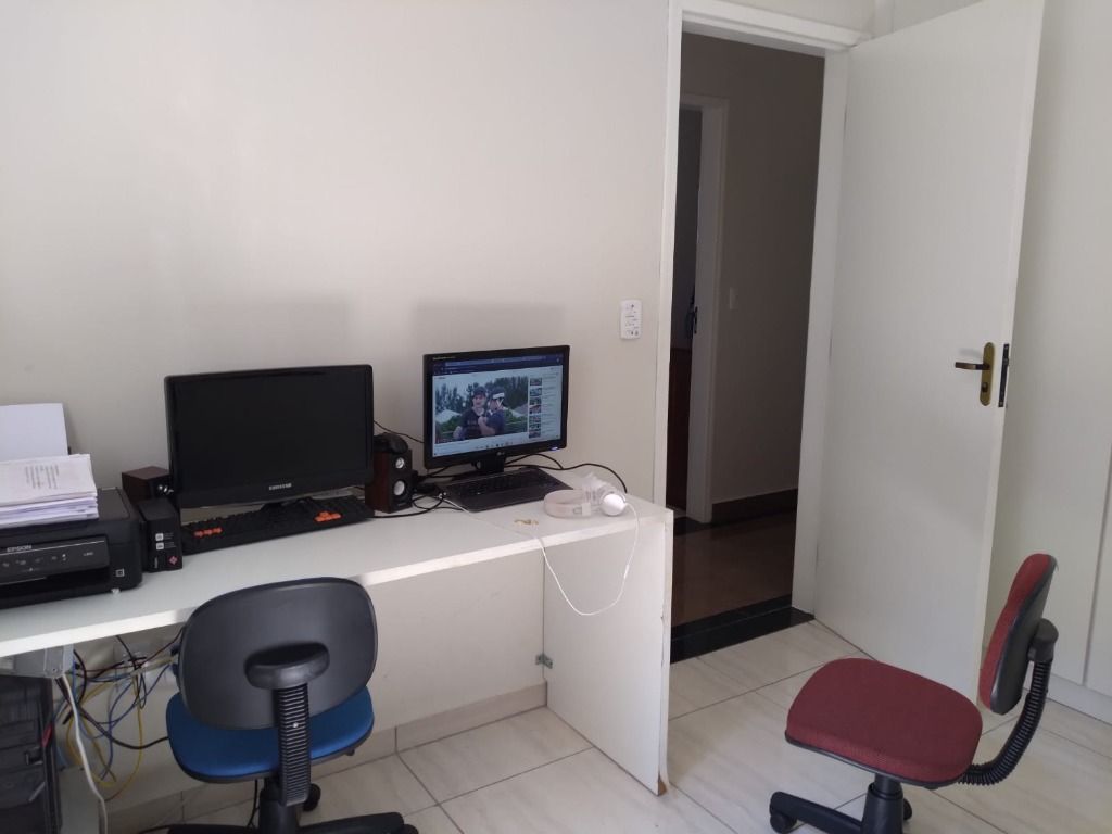 Casa à venda com 3 quartos, 200m² - Foto 30