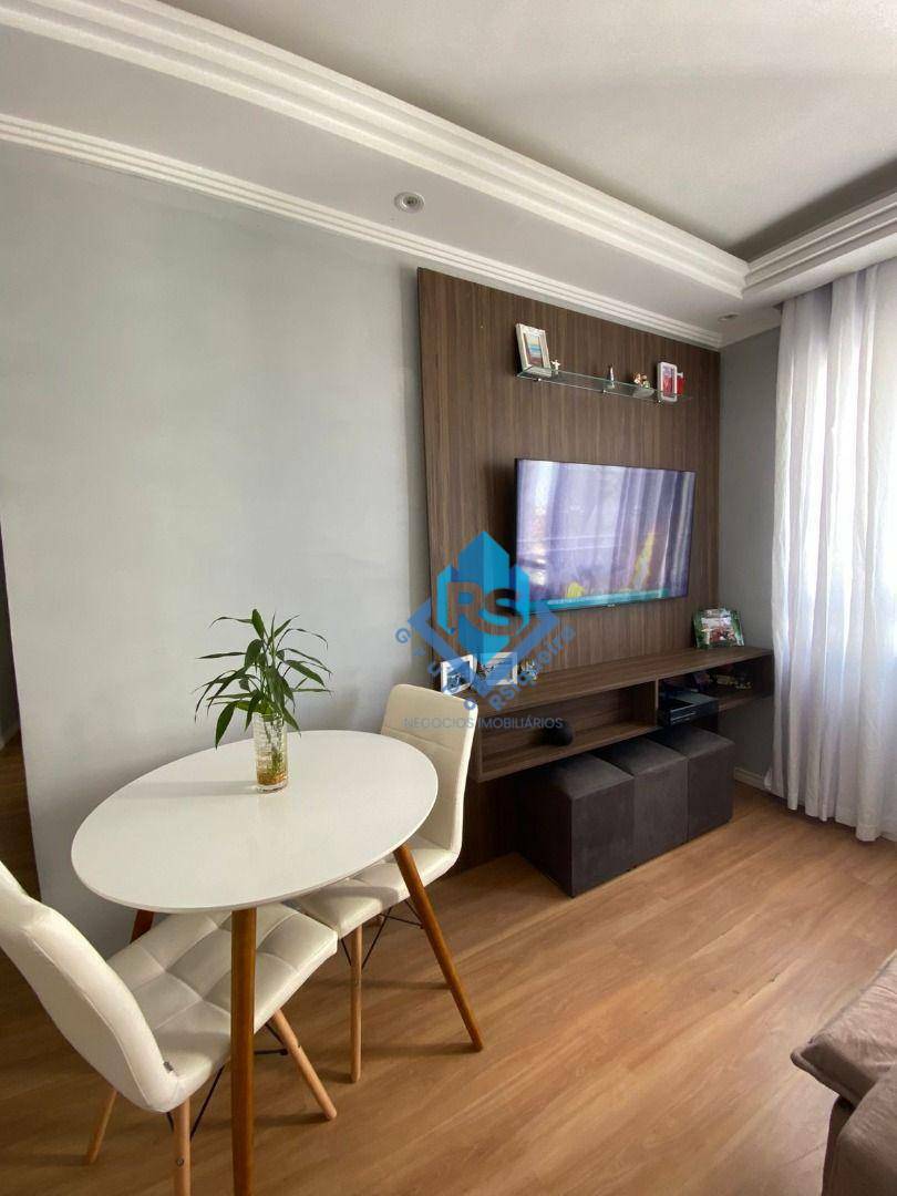 Apartamento à venda com 2 quartos, 44m² - Foto 3