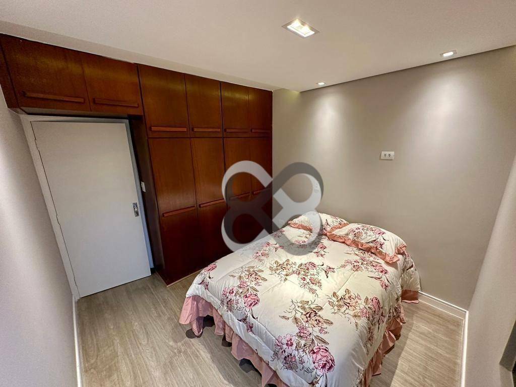 Apartamento à venda com 2 quartos, 75m² - Foto 15