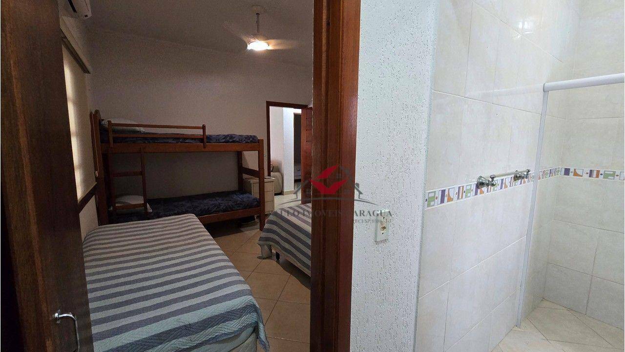 Casa de Condomínio à venda com 3 quartos, 198m² - Foto 28