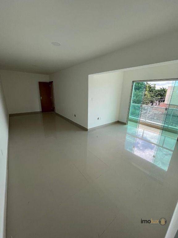 Apartamento à venda com 3 quartos, 98m² - Foto 3