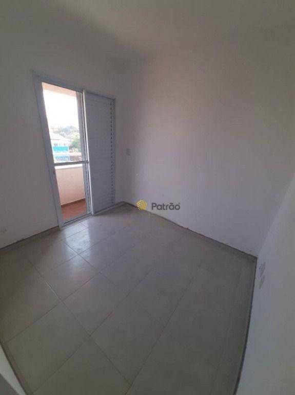 Apartamento para alugar com 2 quartos, 50m² - Foto 3