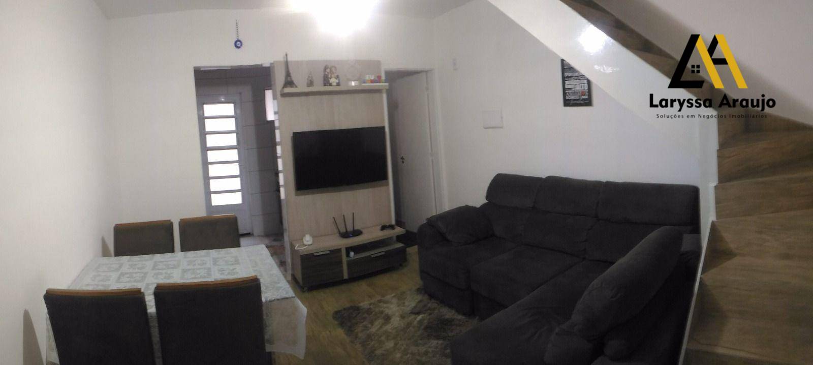 Sobrado à venda com 2 quartos, 50m² - Foto 1