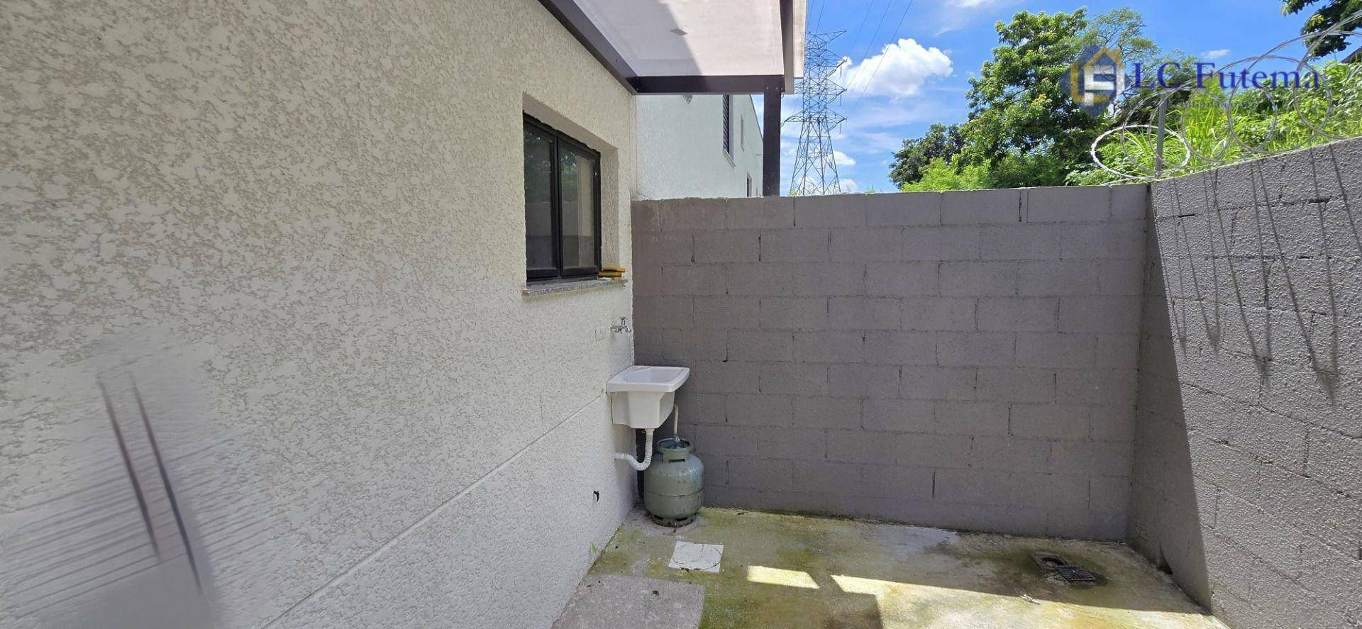 Casa de Condomínio para alugar com 2 quartos, 80m² - Foto 8