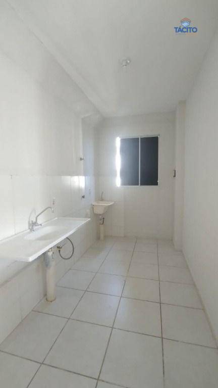 Apartamento à venda com 2 quartos, 44m² - Foto 4