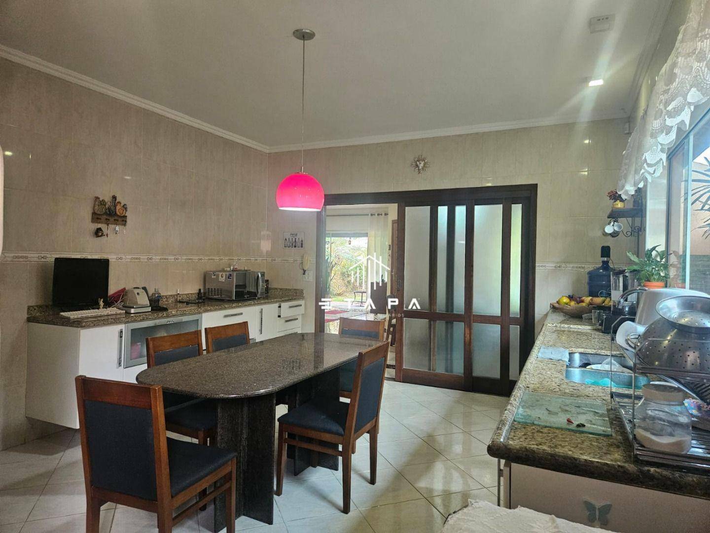 Casa à venda com 4 quartos, 330m² - Foto 29