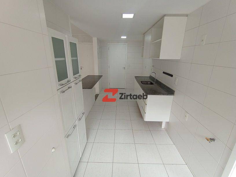 Apartamento para alugar com 3 quartos, 115m² - Foto 34