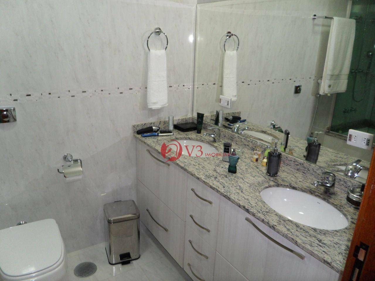 Sobrado à venda com 3 quartos, 350m² - Foto 8